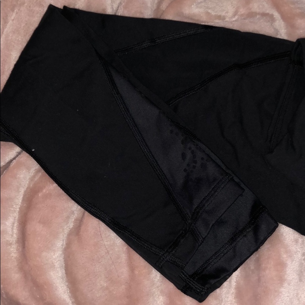 🖤 VS mesh and cutout detailed leggings